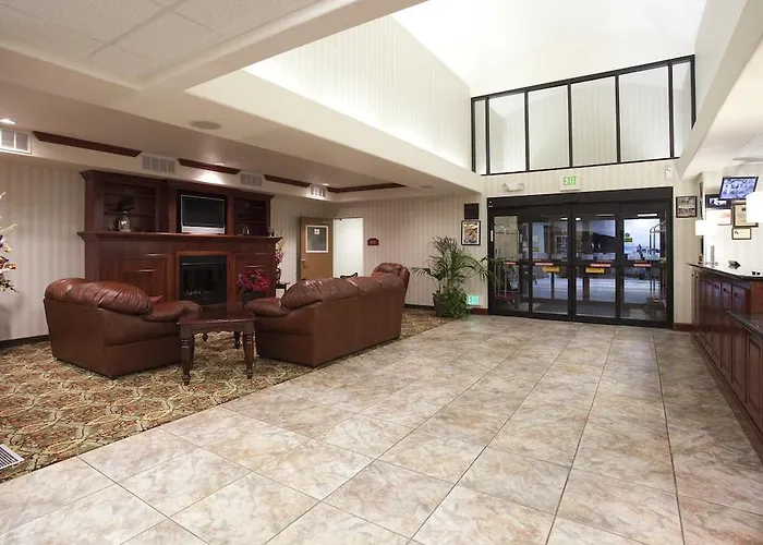 Express & By Ihg Evanston