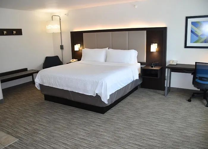 Express & By Ihg Hotel
