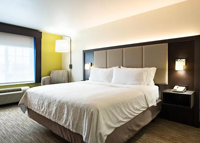 Express & By Ihg Hotel Evanston