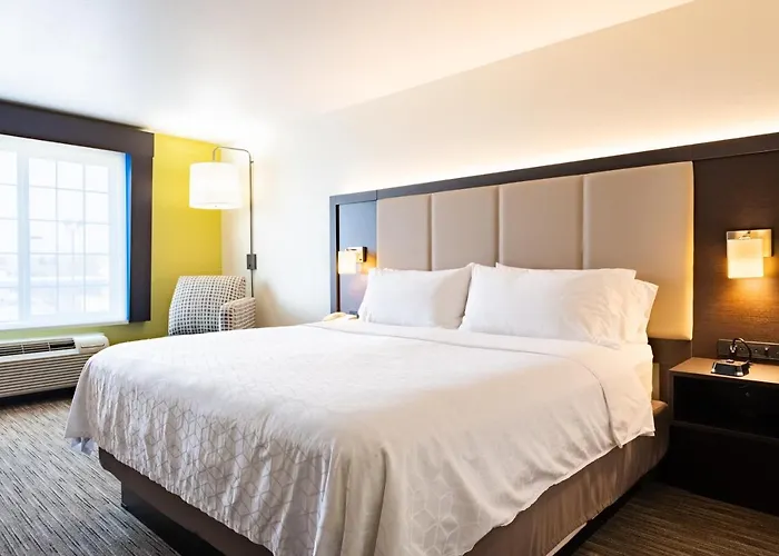 Express & By Ihg 3* Evanston