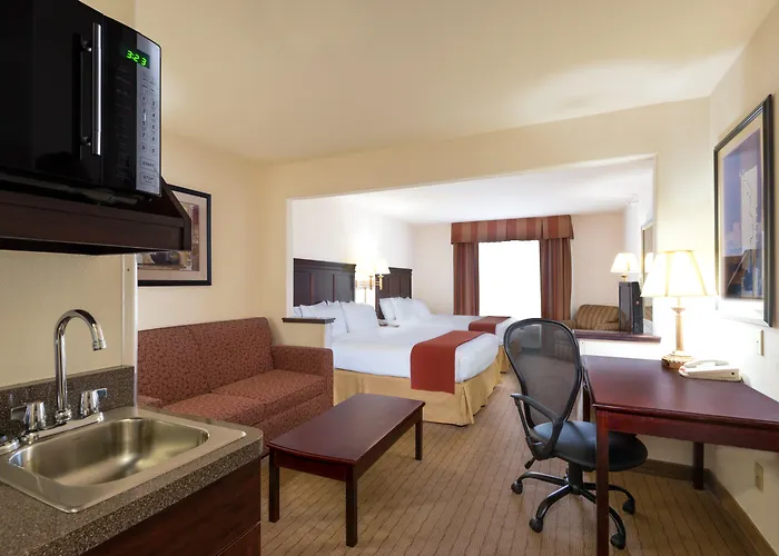Express & By Ihg Hotel Evanston