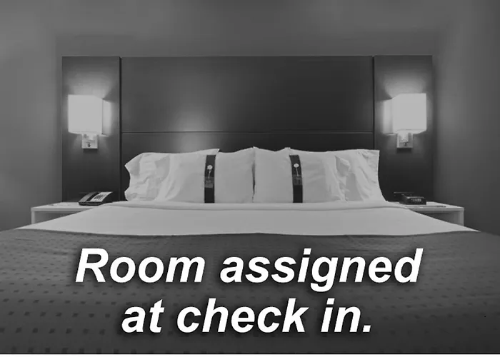 Hotel Express & By Ihg 3*