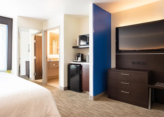 Express & By Ihg 3* Evanston