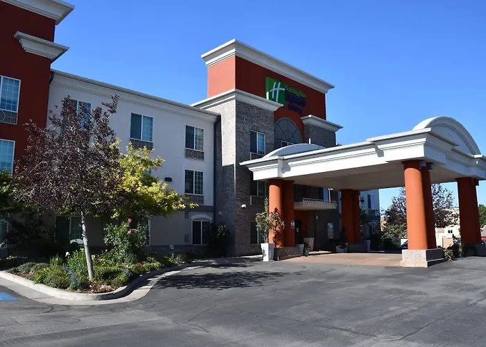 Express & By Ihg Hotel