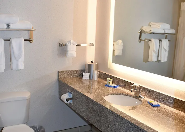 Express & By Ihg